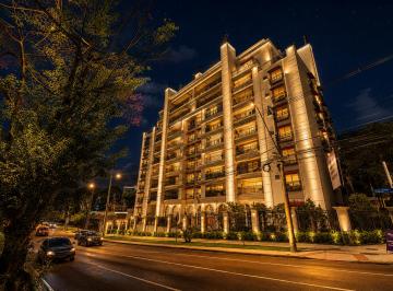 Apartamento de 3 quartos, Curitiba · Mercês - Lindo Garden Ensolarado - 3 quartos sendo 1 suite - 2 vagas - 199 m2 privativos