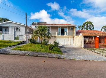 Casa de 4 quartos, Curitiba · Casa Térrea à Venda no Bairro Alto, Curitiba | 4 Quartos, 2 Suítes, Quintal, Churrasqueira e 3 Vagas