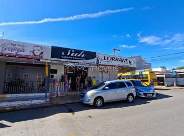 Casa · 1m² · 3 Quartos · 2 Vagas · Imóvel de Esquina à Venda na QR 412 – Samambaia | 3 Lojas Comerciais + Casa | Excelente para Investi