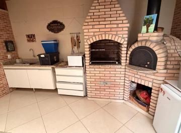 espaco gourmet com churrasqueira e forno de pizza  · Sobrado Espaçoso e Completo no Parque São Domingos Conforto, Segurança e Qualida