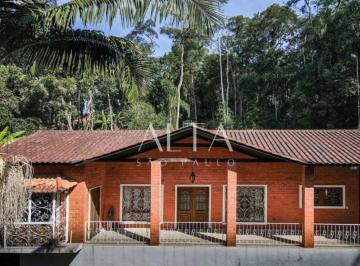 Casa · 560m² · 3 Quartos · 10 Vagas · Casa À VENDA com 3 suítes e ampla área externa, próxima ao Clube do São Paulo.