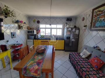 Casa · 244m² · 5 Quartos · 4 Vagas · Casa 6 Quartos com 2 Suítes - Estreito
