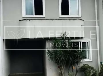 Casa · 83m² · 3 Quartos · 1 Vaga · Sobrado com 3 Quartos, 1 Suíte, 83.4M², à Venda por R$ 470.000,00 - Uberaba, Curitiba (Pr)