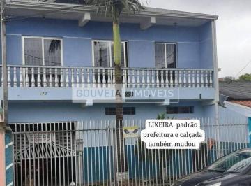 Casa · 264m² · 3 Quartos · 3 Vagas · Sobrado com 3 Quartos, 1 Suíte, à Venda por R$ 810.000,00 - Sítio Cercado, Curitiba (Pr)