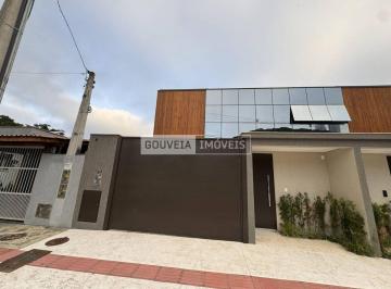 Casa · 214m² · 3 Quartos · 2 Vagas · Sobrado com 3 Quartos, 3 Suítes, 214M², à Venda por R$ 2.150.000,00 - Barra, Balneário Camboriú (Sc)
