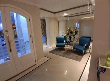 Apartamento · 243m² · 4 Quartos · 2 Vagas · Apartamento com 4 Quartos, 2 Suítes, 243M², Aluguel de R$ 5.900,00 + Taxas - Centro, Balneário Cambo