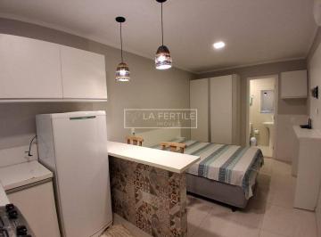 Apartamento · 20m² · 1 Quarto · 111 Vagas · Kitnet com 1 Quarto, 20M², Aluguel de R$ 2.000,00 + Taxas - Municípios, Balneário Camboriú (Sc)