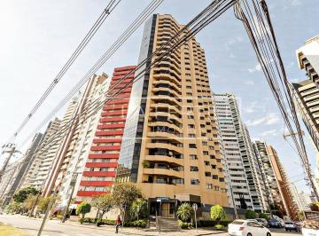 Apartamento · 302m² · 4 Quartos · 3 Vagas · Apartamento com 4 Quartos, 2 Suítes, 302.66M², à Venda por R$ 3.890.000,00 - Batel, Curitiba (Pr)