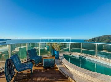 Apartamento · 273m² · 3 Quartos · 4 Vagas · Cobertura com 3 Quartos, 3 Suítes, 273.08M², à Venda por R$ 17.990.000,00 - Centro, Balneário Cambor