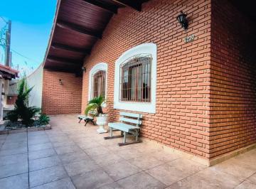 Casa · 312m² · 4 Quartos · LINDA CASA NO CENTRO DE SUARÃO EM ITANHAÉM