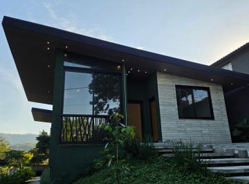 Casa de 4 quartos, Maricá · Casa 4 Suítes no Condomínio Ubatã