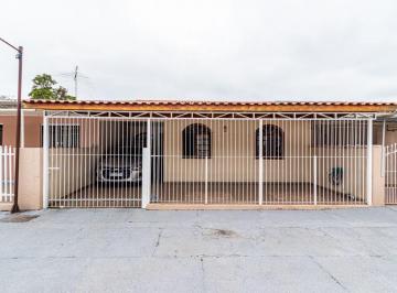 Casa de 3 quartos, Curitiba · Casa térrea com 3 quartos à venda no bairro Jardim das Américas