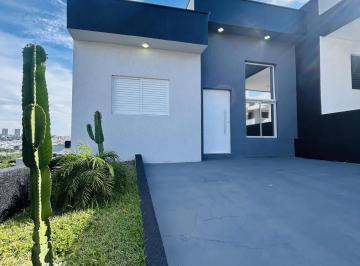 Casa · 108m² · 3 Quartos · 2 Vagas · Casa com 3 dormitórios à venda, 108m por R$619.000,00 - Condomínio Horto Florest