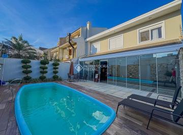 Casa · 304m² · 4 Quartos · 2 Vagas · Sobrado mobiliado de 4 dormitórios no bairro Bela Vista