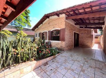 Casa de 5 quartos, Ubatuba · Casa para locação com 05 quartos , 03 suites, garagem para 02 carros
