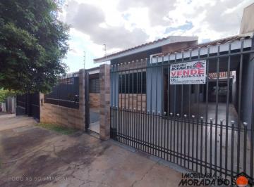 7947015250.jpg · Possui 126,00 m² privativos e 200,00 m² de área de terreno, Com 3 dormitórios sendo 1 Suíte + 2 Quar