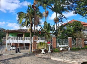 Casa · 650m² · 5 Quartos · 8 Vagas · Casa à venda, 650 m² por R$ 3.700.000,00 no condominio Passargada E situada  km 25 da Raposo Tavares