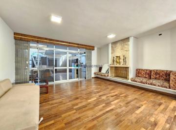 Casa · 320m² · 4 Quartos · 3 Vagas · Casa á venda no Metrô Conceição com 4 quartos e 3 vagas de garagem.