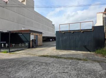 Terreno · 12m² · AMPLO TERRENO PLANO NO BAIRRO MENINO DEUS