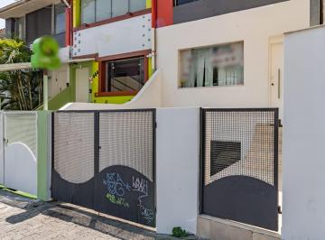 Comercial · 290m² · 5 Quartos · 1 Vaga · Casa comercial na Avenida Professor Alfonso Bovero, N. 438 • 290 m²