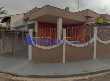 Casa · 225m² · 4 Quartos · 2 Vagas · Casa térrea com edícula na parte alta da Vila Hortolândia