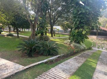 Casa de 3 quartos, Ribeirão das Neves · 6000 m² para sua tranquilidade no Condomínio Vale do Ouro