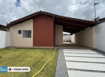 Casa de 3 quartos, Marechal Deodoro · Casa com quintal amplo