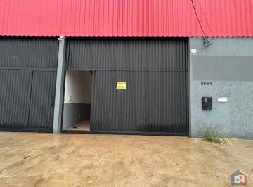 72b2414cc18a532d52eb6a0789d46457e21bf9c4 · Galpão para alugar, 177 m² por R$ 2.500,00 - Residencial Barreiro - Patos de Minas/MG