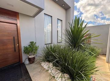 abf37baeea10c7782d619a6663db4bbf61dabf82 · Casa Residencial à venda, Residencial Barreiro, Patos de Minas - CA0111.