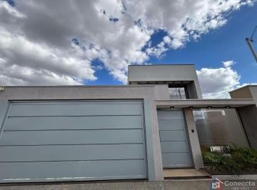 0a8727bb95ffb3a985d0275eff7862fd80764e11 · Casa com 3 dormitórios à venda, 186 m² por R$ 920.000,00 - Campos Elíseos - Patos de Minas/MG