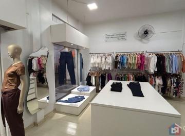 d241b3c365e39e7900351235da49d03932e6c367 · Loja Comercial à venda, Centro, Patos de Minas - LO0003.