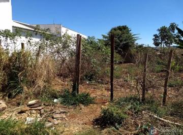 f781b1d7d32f053229a2f9a301cefa02d24b5b8d · Terreno Residencial à venda, Valparaíso, Patos de Minas - TE0108.