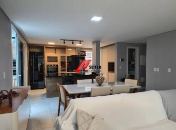 Casa · 180m² · 4 Quartos · 3 Vagas · Casa Mobiliada para Locaçao Agronomica Florianopolis
