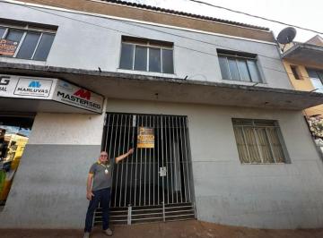casa-com-3-quartos-em-nepomuceno-mg-no-bairro-centro-imovel429660-img6a15fde4e314d.jpg · Casa com 3 quartos para alugar em Nepomuceno, no bairro Centro