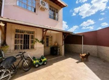 casa-geminada-com-4-quartos-em-belo-horizonte-mg-no-bairro-santa-amelia-imovel429653-img6a15fac49c54b.jpg · Casa Geminada com 4 quartos à venda em Belo Horizonte, no bairro Santa Amélia