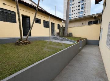 Comercial · 275m² · 5 Quartos · 3 Vagas · Casa para alugar em Campinas, Nova Campinas, com 5 quartos, com 275 m²