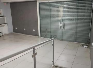 Comercial · 200m² · Oportunidade - Ponto Comercial - Jardim São Vicente - 80m².
