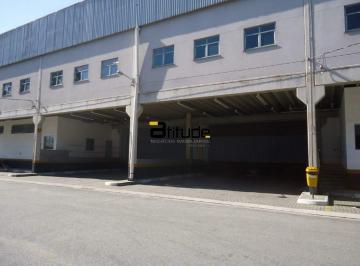 Comercial · 2598m² · 16 Vagas · Galpão logístico industrial para locação em Barueri/SP | 2.597m² | 6 docas | Pé-direito de 10m