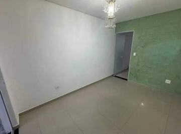 Casa · 111m² · 2 Quartos · 2 Vagas · Sobrado à venda em Santo André (Vila Helena) – 2 suítes, 2 vagas e frente para a Praça Doutor Angelo