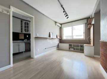 Apartamento · 64m² · 2 Quartos · 1 Vaga · Apartamento com 02 dormitórios, garagem e elevador,  na Cidade Baixa.