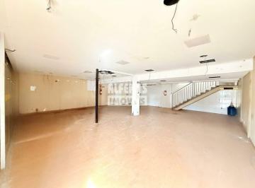 Comercial · 210m² · 3 Vagas · Loja Comercial bairro Santa Maria- (Antiga Feira da Toshiba)