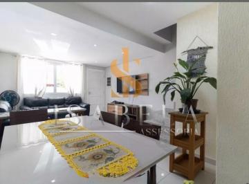 Casa · 112m² · 3 Quartos · Sobrado de Condominio