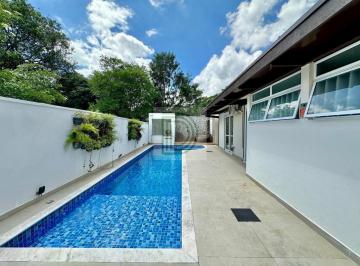 Casa · 344m² · 3 Quartos · 8 Vagas · MODERNA, TÉRREA E COMPLETA NA GRANJA VIANA! 3 suítes - Piscina - SPA - Ofurô - Sauna