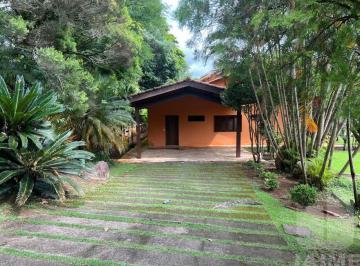 Casa · 327m² · 4 Quartos · 4 Vagas · Excelente Casa com Piscina, Churrasqueira, 4 suítes em um dos melhores condomínios ha 1hr de SP