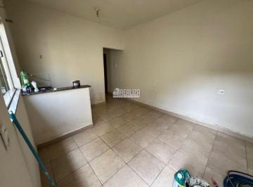 img0 · Casa com 1 Quarto(s) e 1 banheiro(s) para Alugar, 87 m² por R$ 1174 / Mês