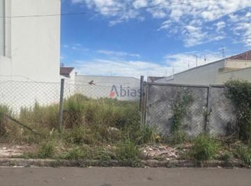 Terreno · Casa à venda em Jardim São João Batista, São Carlos por R$250 mil
