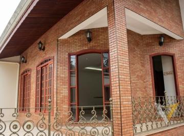 Casa · 220m² · 3 Quartos · 8 Vagas · Casa à venda e locação no Jardim da Fonte, Jundiaí