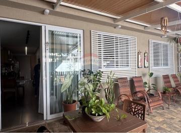 Casa · 198m² · 4 Quartos · 2 Vagas · SHIGS QUADRA 713 BL I - CASA NOVA NA ASA SUL - 4 QUARTOS - 2 VAGAS DE GARAGEM