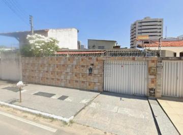 Casa · 300m² · 4 Quartos · 2 Vagas · Casa Térrea com 4 Quartos à venda na Pitanguinha