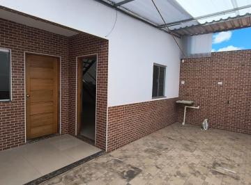 Casa · 60m² · 2 Quartos · 2 Vagas · Casa para alugar em Alto Maron de 60.00m² com 2 Quartos, 1 Suite e 2 Garagens